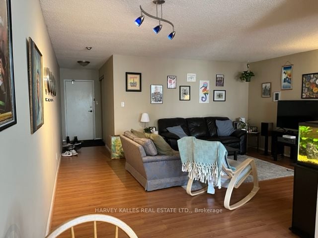 1216-633 Bay Street, Toronto, ON, M5G 2G4