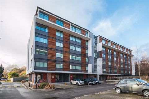 Lexington Court, Broadway, Salford Quays M50