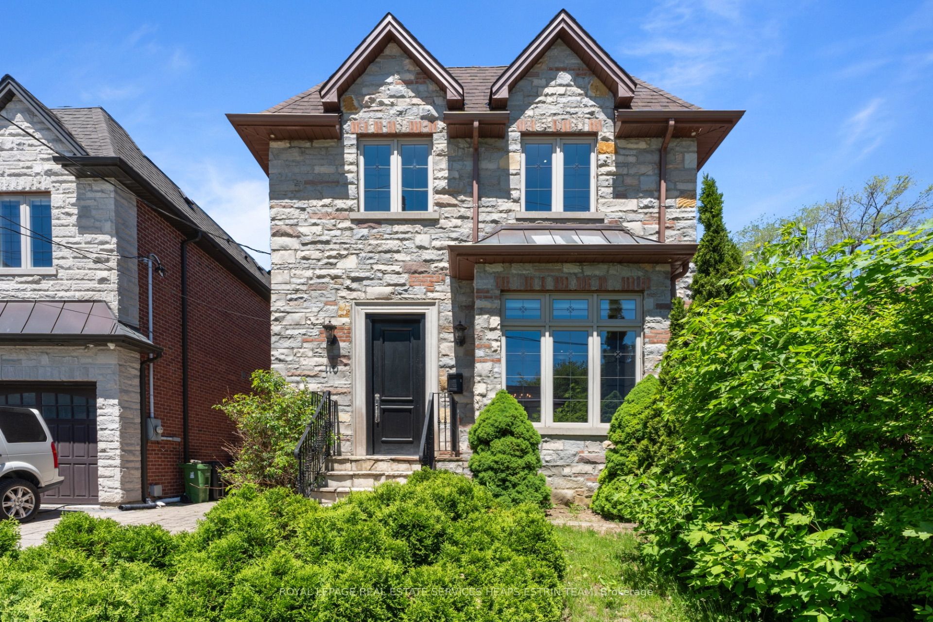 110 Parklea Drive, Toronto, ON, M4G 2J8