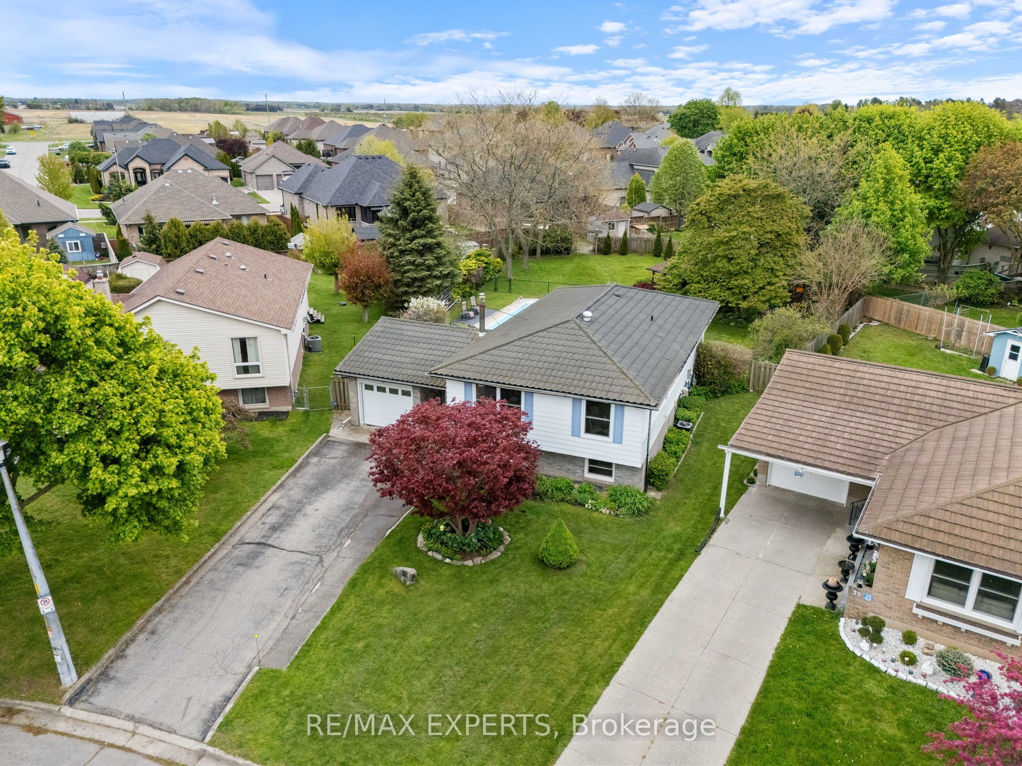 32 Crestlynn Crescent, Norfolk, ON, N3Y 4V8 photo 4