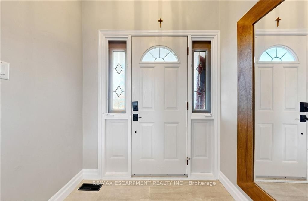 Additional image 6 of 1365 Ester Drive, Burlington, ON, L7P 1L4