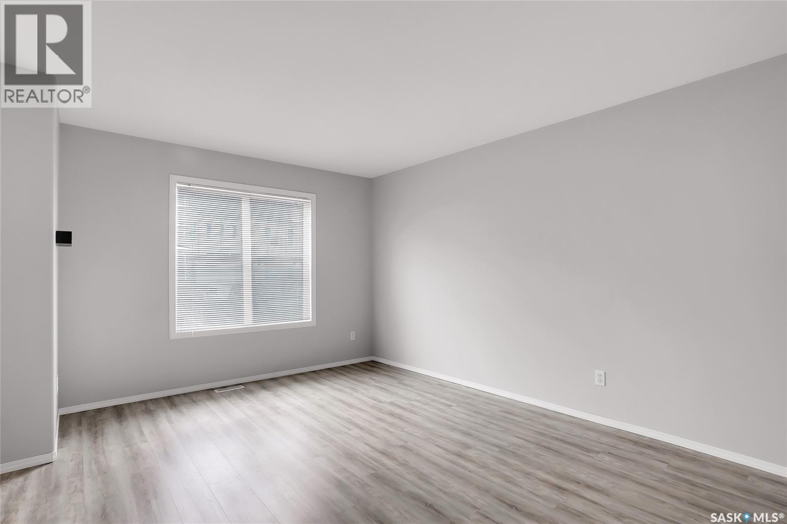 2-102 Pawlychenko Lane, Saskatoon, SK, S7V1G9 photo 4