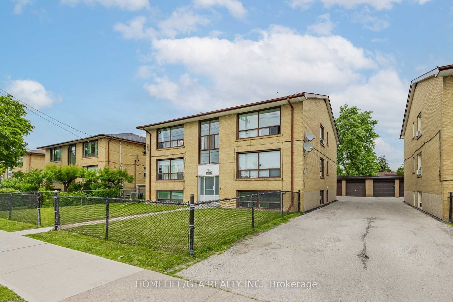1-2255 Kipling Avenue, Toronto, ON, M9W 4L5 photo 2