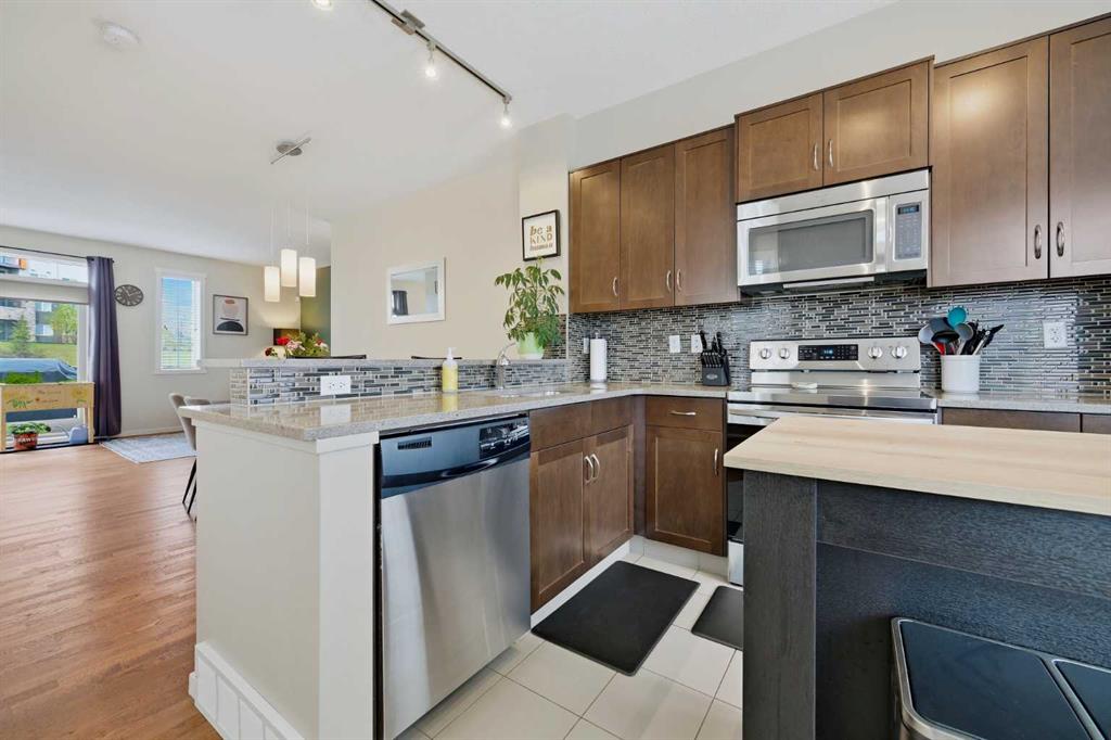 39 Kinlea Common NW, Calgary, AB, T3R 0S2 photo 4