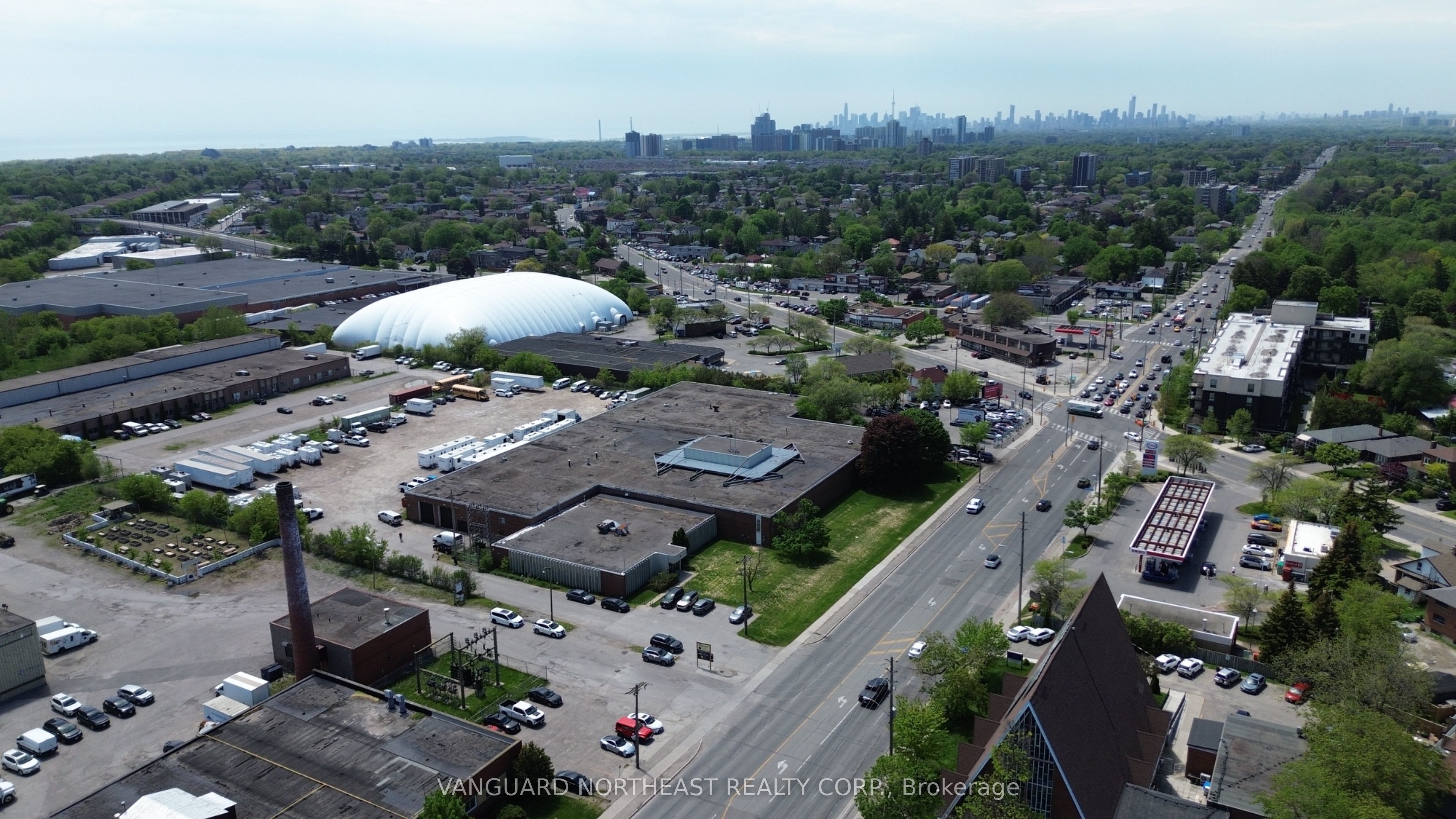 3685 St. Clair Avenue E, Toronto, ON, M6N 1M2 photo 2