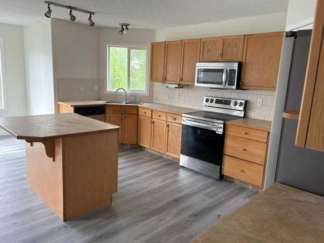 531 Stonegate Road NW, Airdrie, AB, T4B 2Z9 photo 5