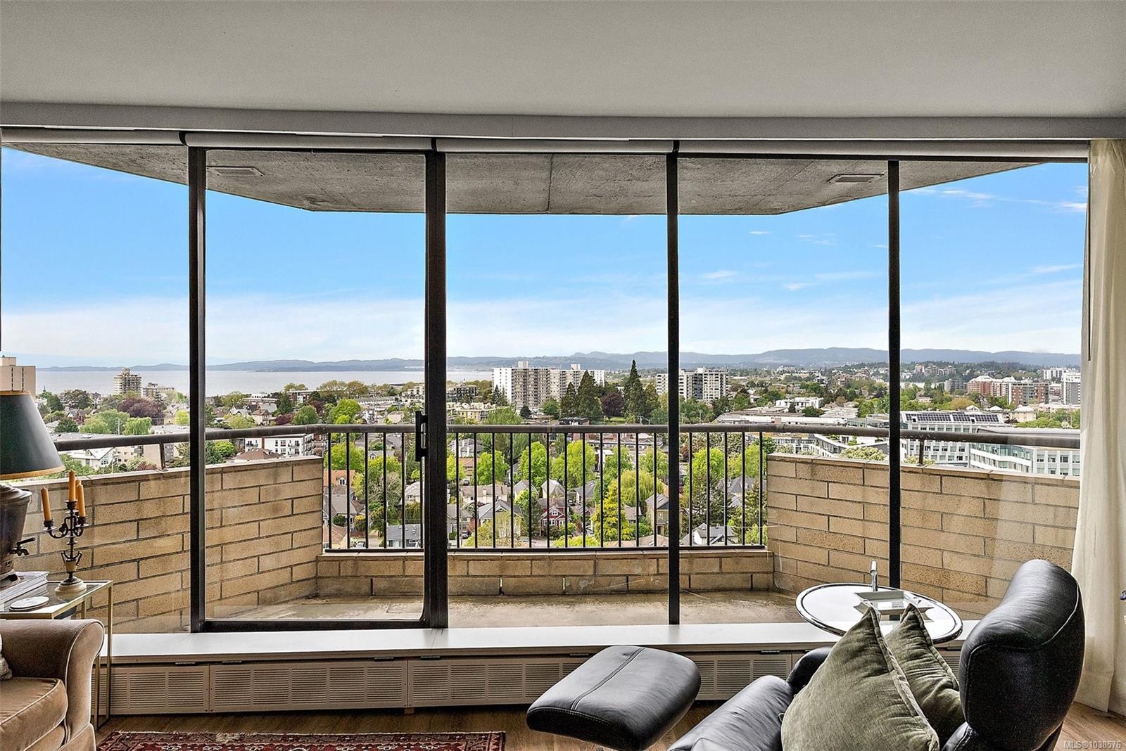 #1503-620 Toronto Street, Victoria, BC, V8V 1P7