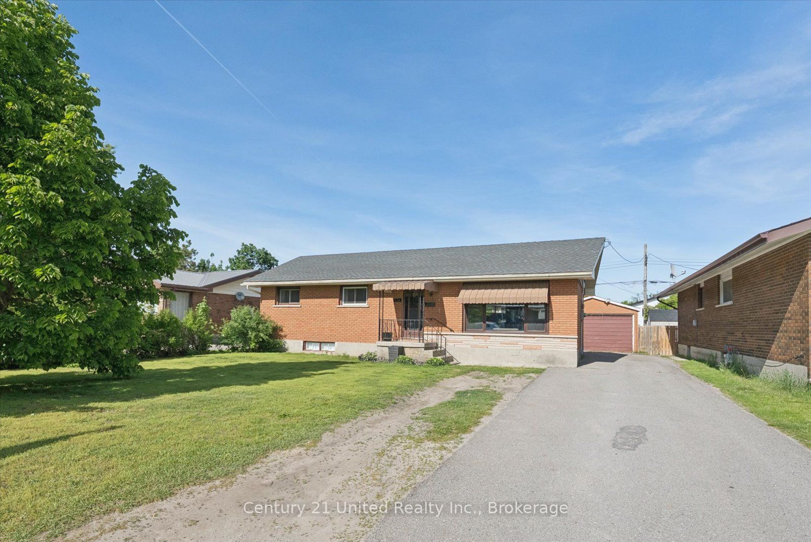 534 Robert Road, Peterborough, ON, K9J 5T1