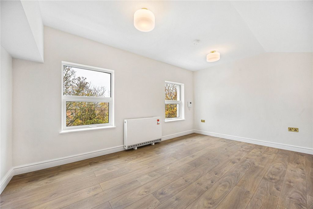 Additional image 12 of 4 bed terraced house for saleLorne Street, Reading RG1