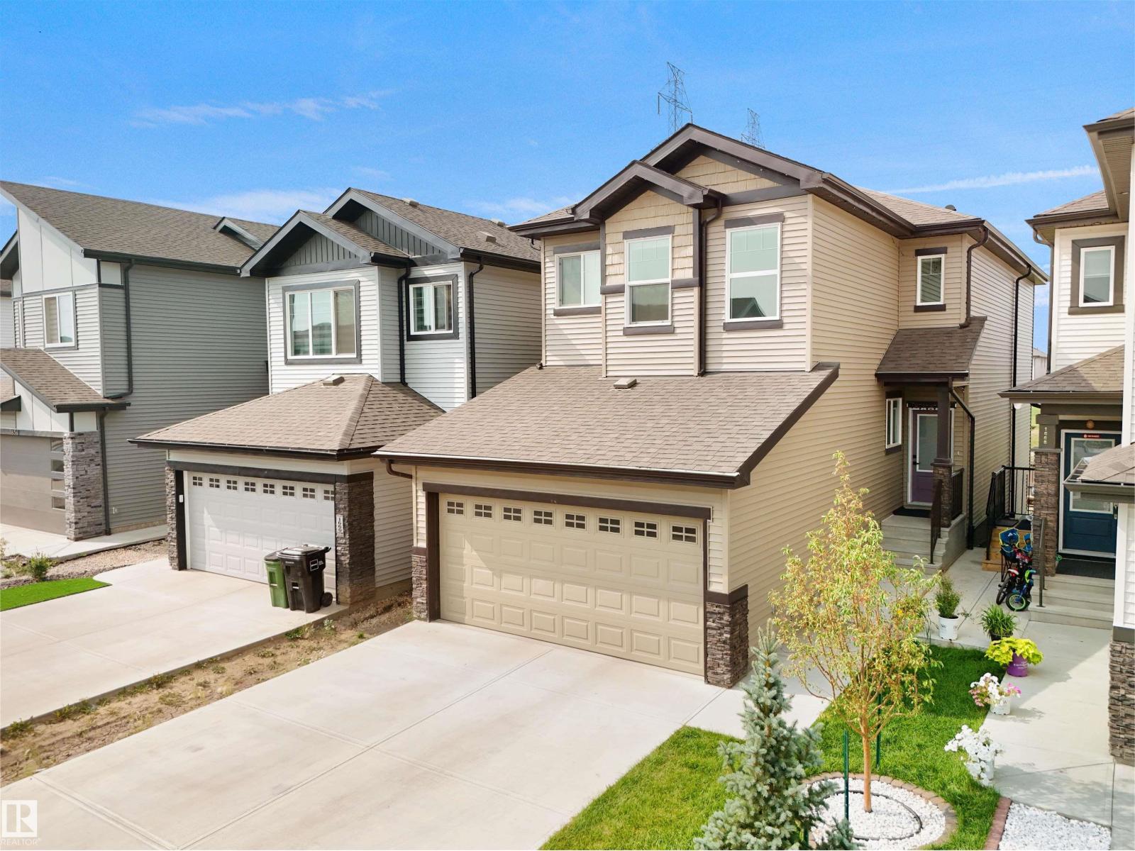 1664 27 Street NW, Edmonton, AB, T6T2T8 photo 2