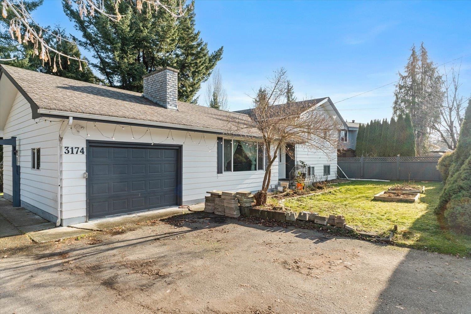3174 268 Street, Langley, BC, V4W 3E4