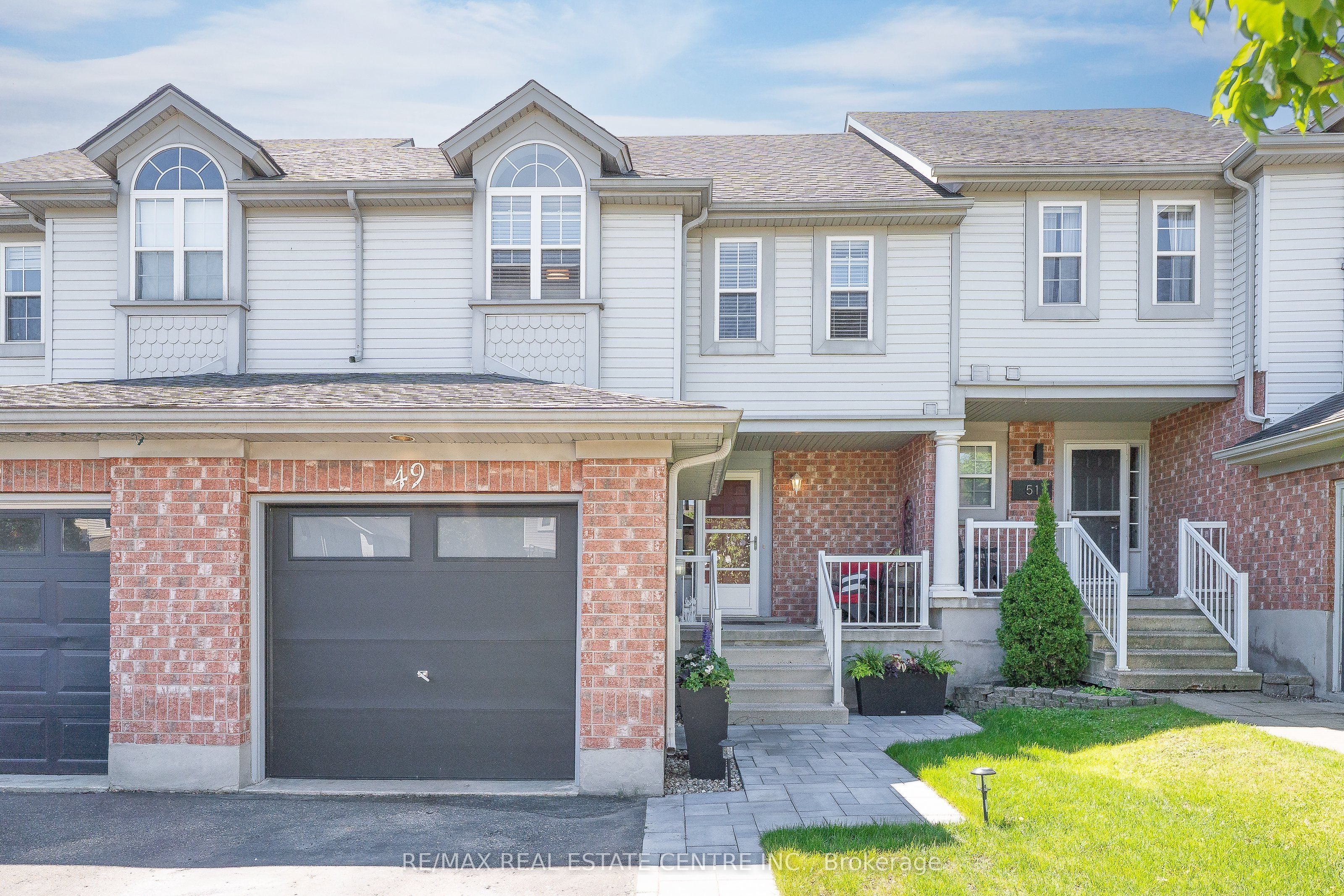 49 Elma Place, Cambridge, ON, N3C 4E6