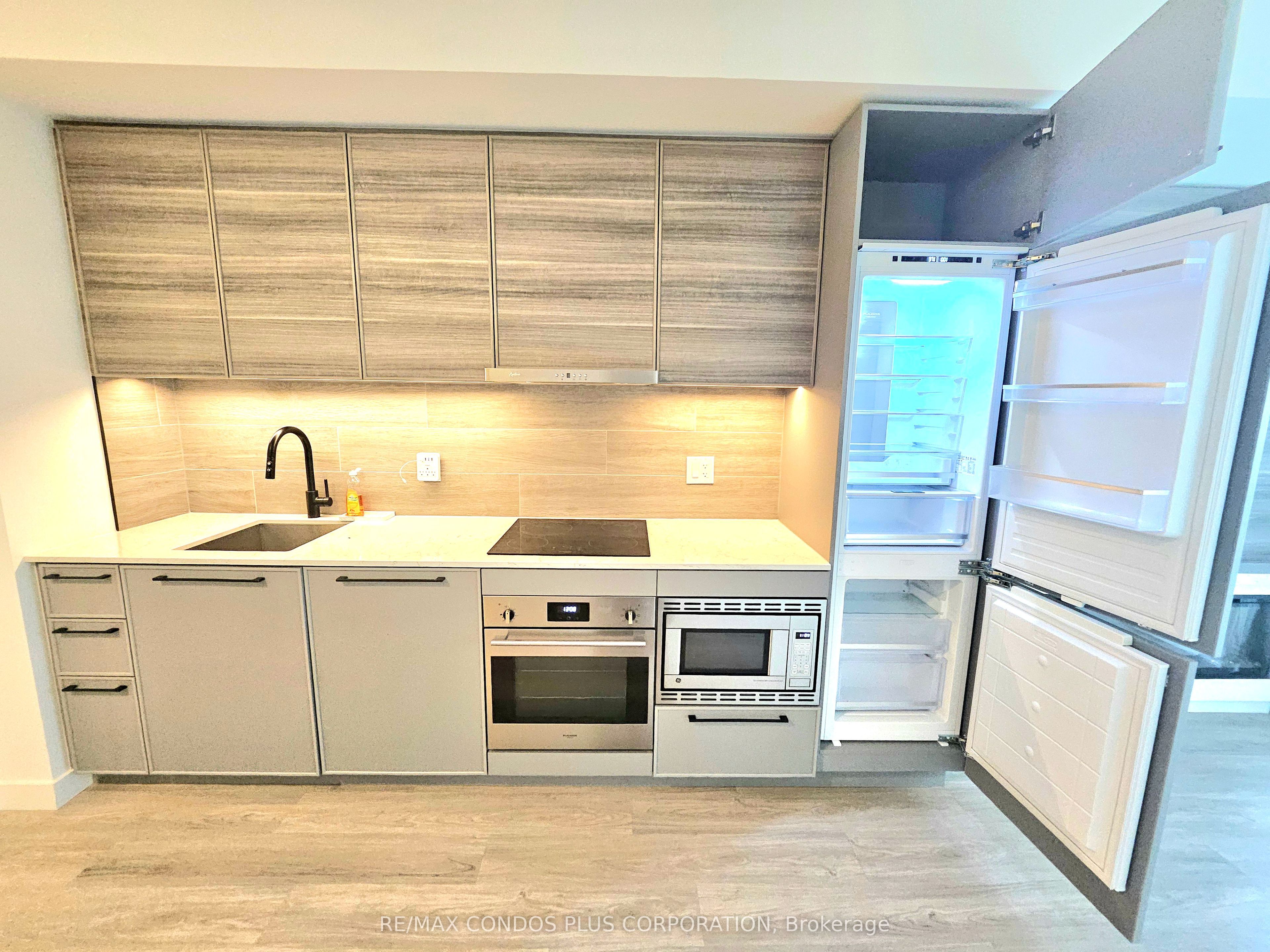 Additional image 4 of 345-1050 Eastern Avenue, Toronto, ON, M4L 0B7