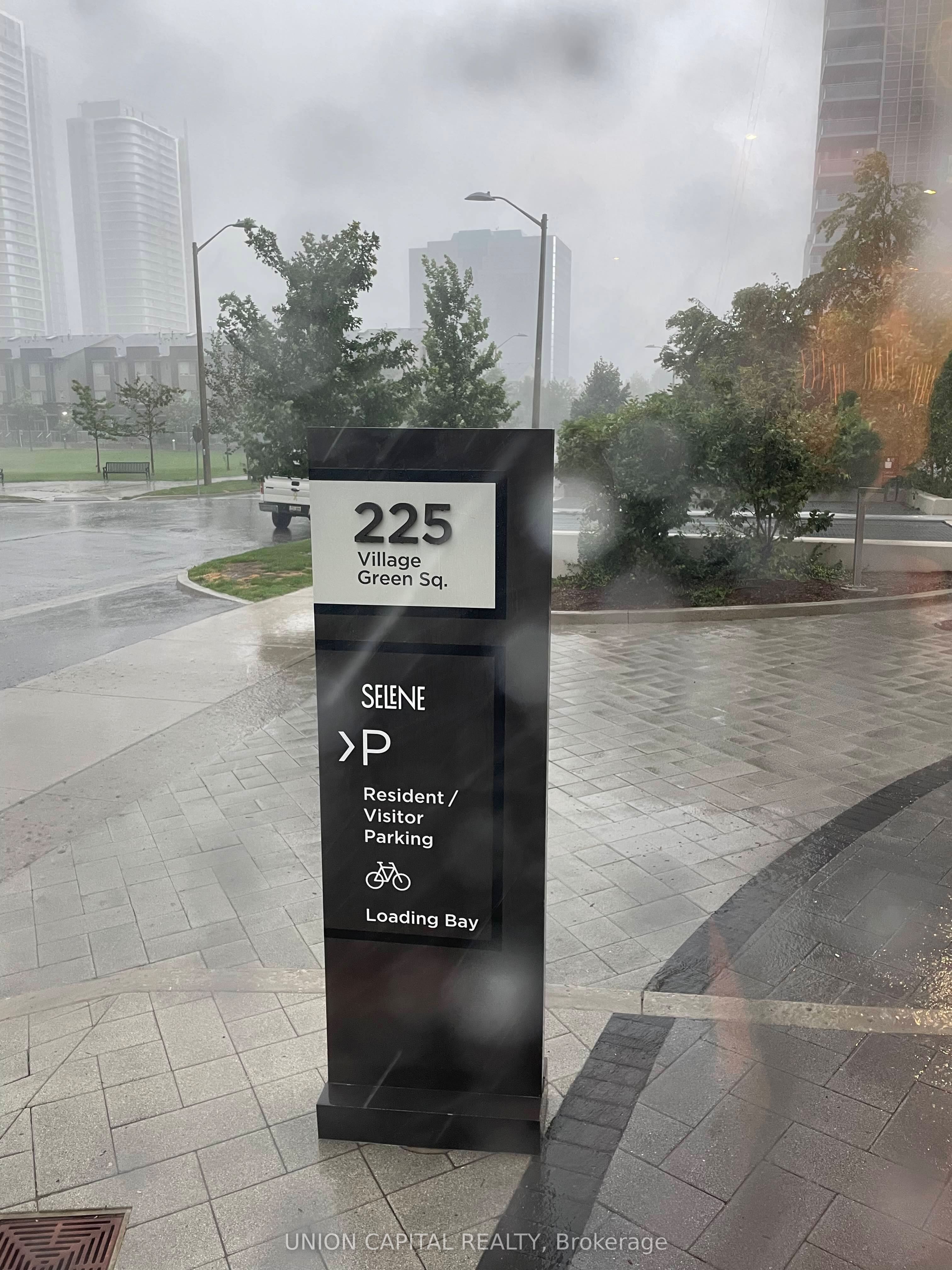 Additional image 2 of 2803-225 Village Green Square, Toronto, ON, M1S 0N4