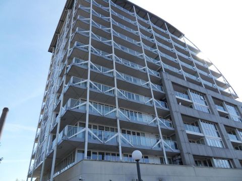 Rayleigh Road, Royal Docks, London E16