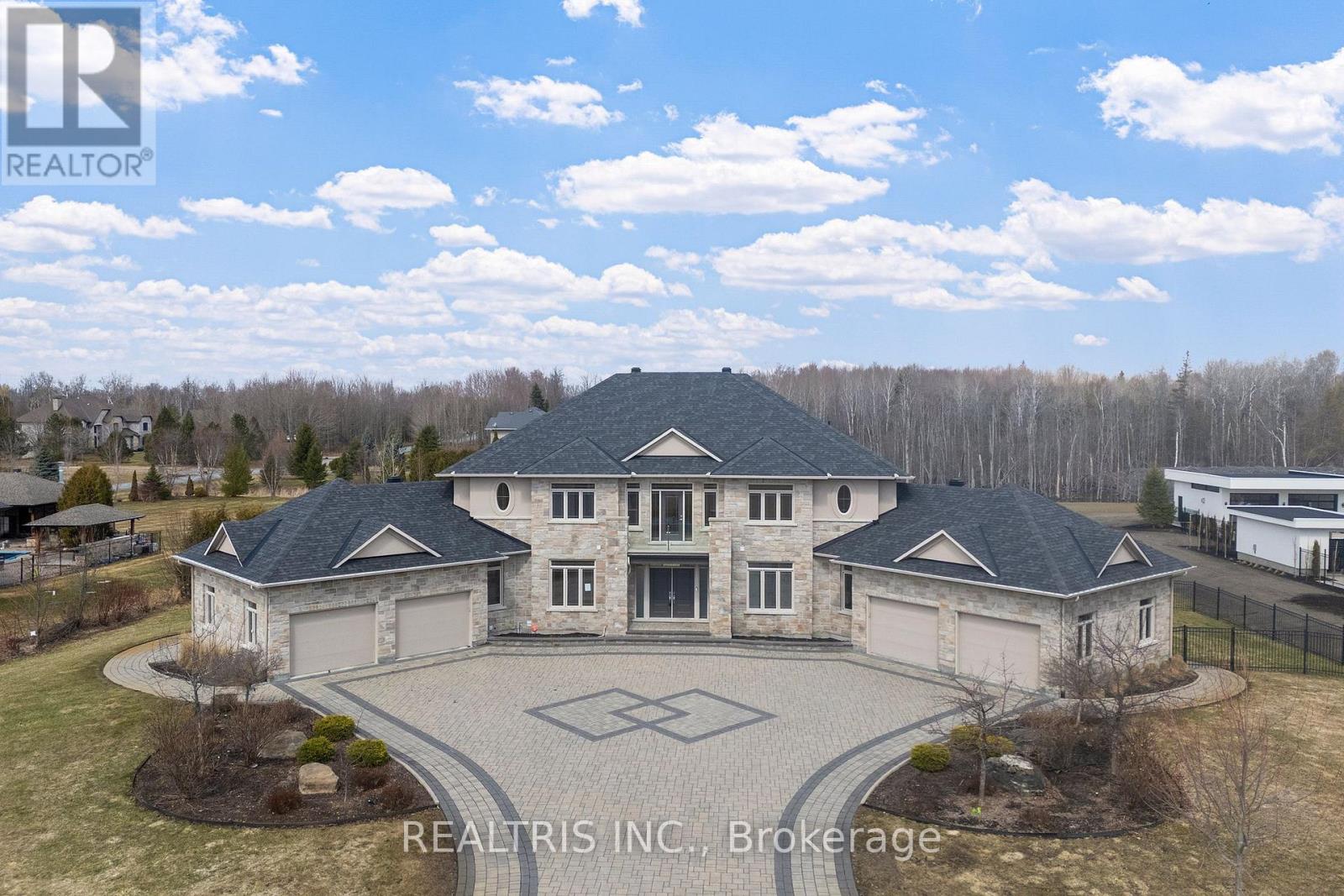 Additional image 2 of 5813 Red Castle Ridge, Ottawa, ON, K4M0A4