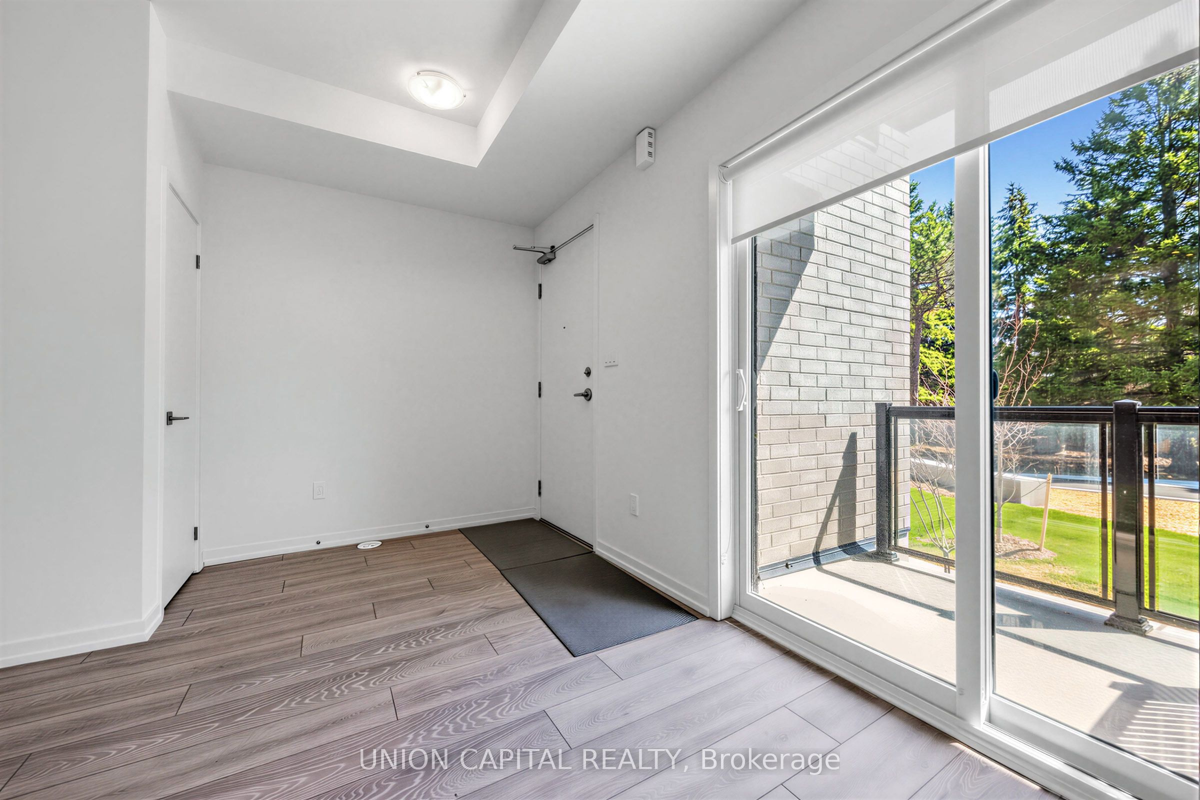Additional image 6 of 9-26 Lytham Green Circle, Newmarket, ON, L3Y 0H5