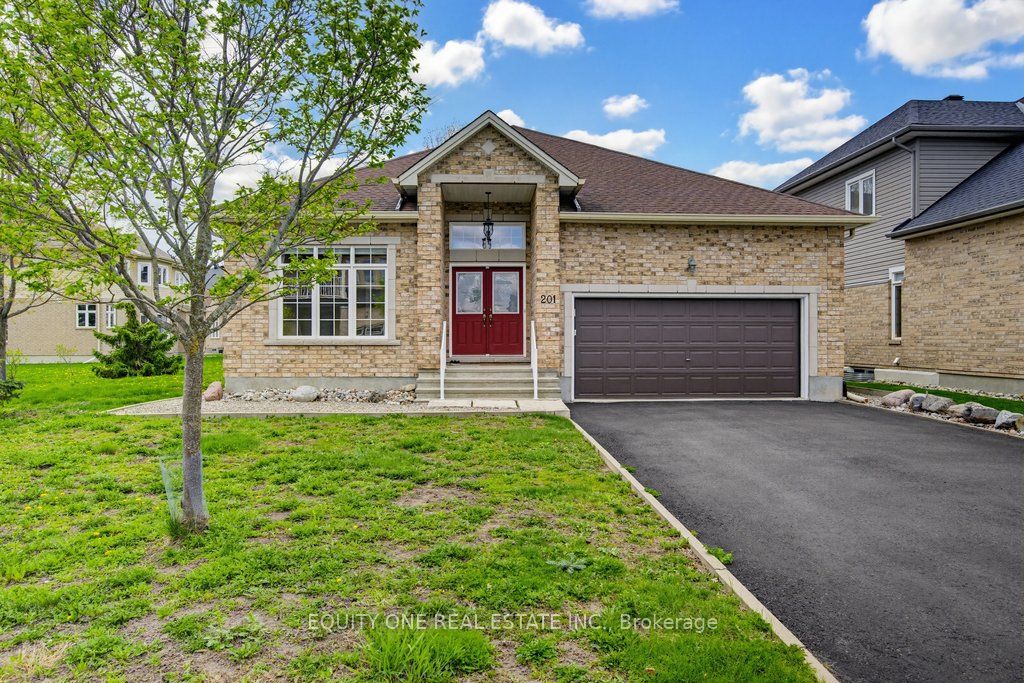 201 Trailgate Street, Ottawa, ON, K1V 0Z9