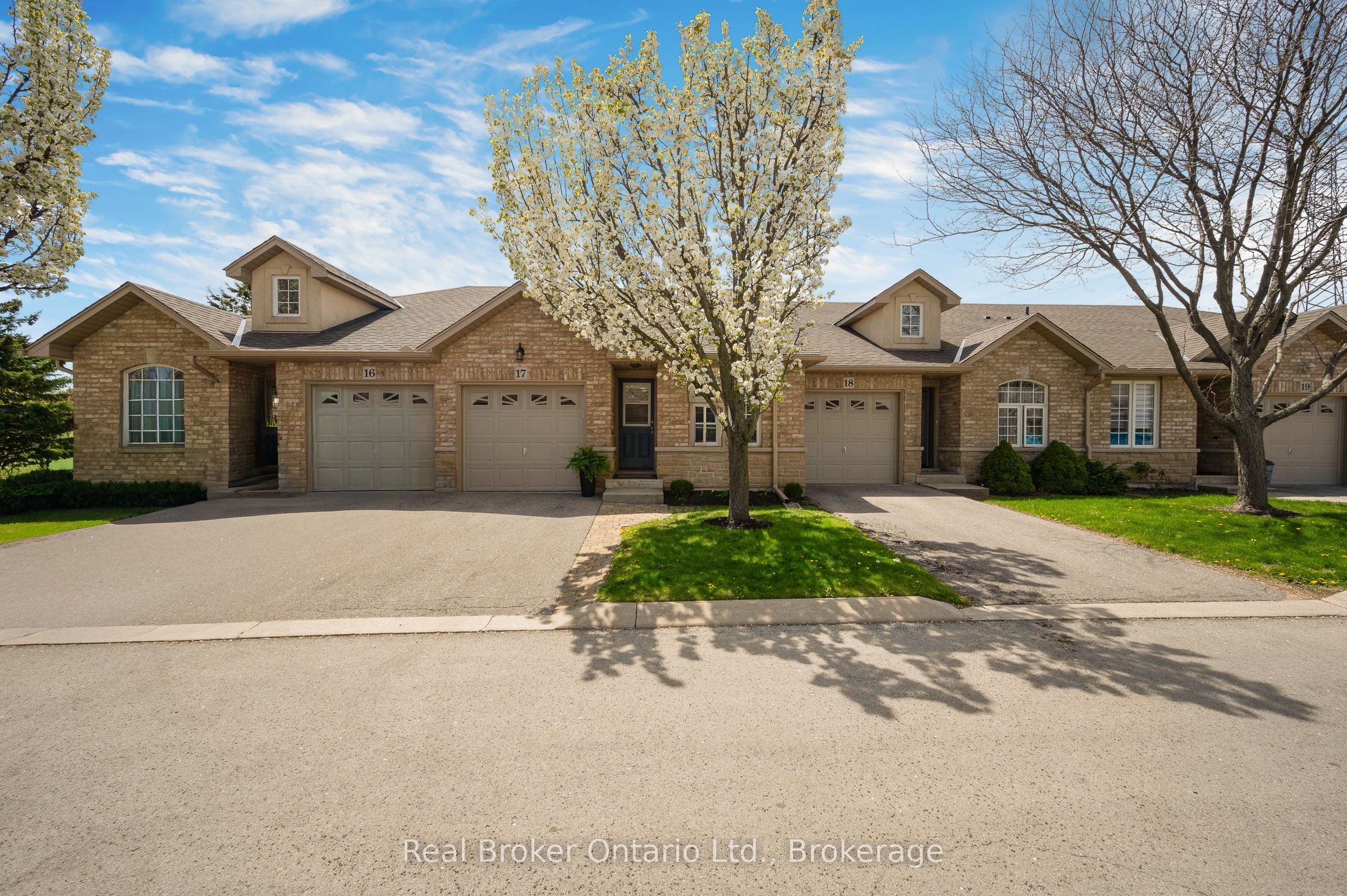 17-751 Rymal Road W, Hamilton, ON, L9B 2Y3 photo 3