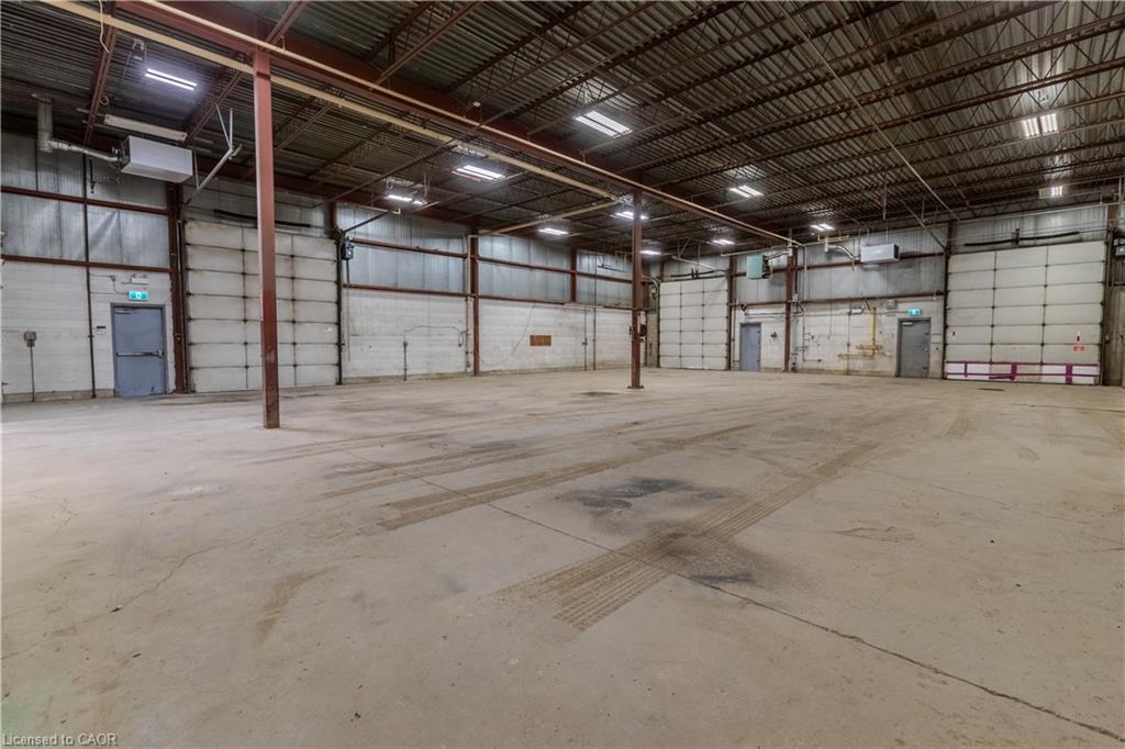 B-13 Centennial Road, Kitchener, ON, N2B 3E9 photo 3