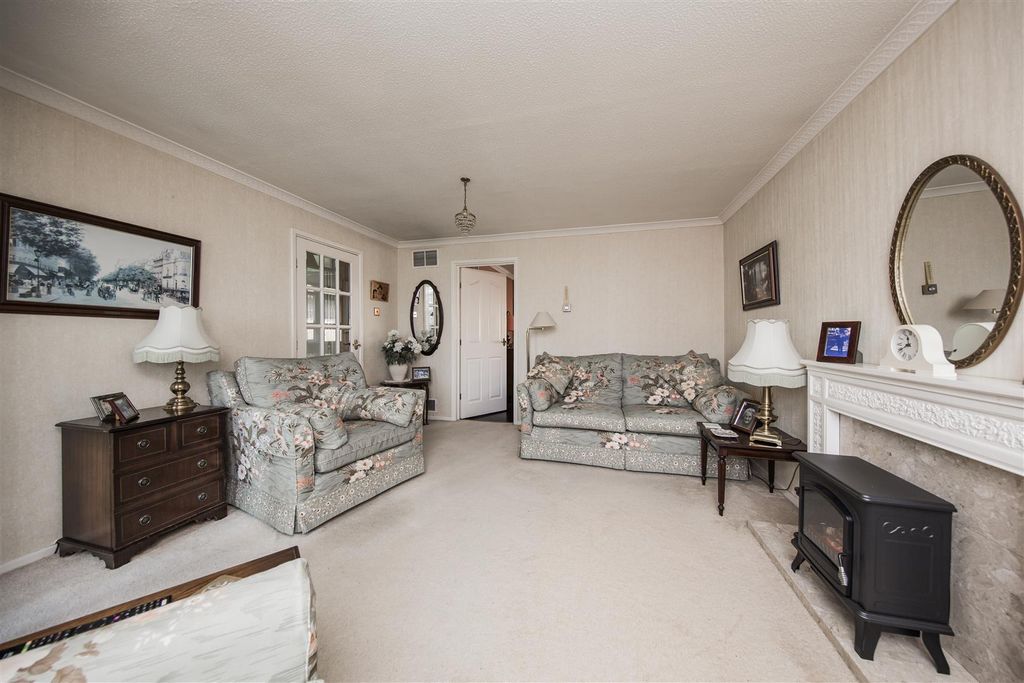 Additional image 4 of 2 bed detached bungalow for saleThe Brucks, Wateringbury, Maidstone ME18