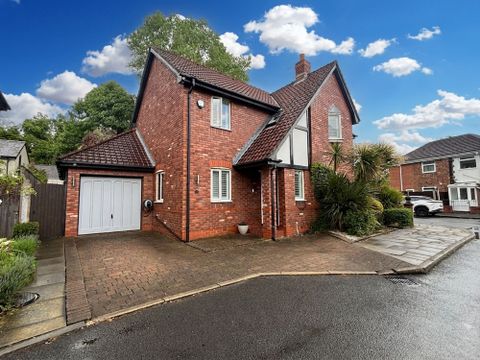 The Walled Garden, Swinton M27