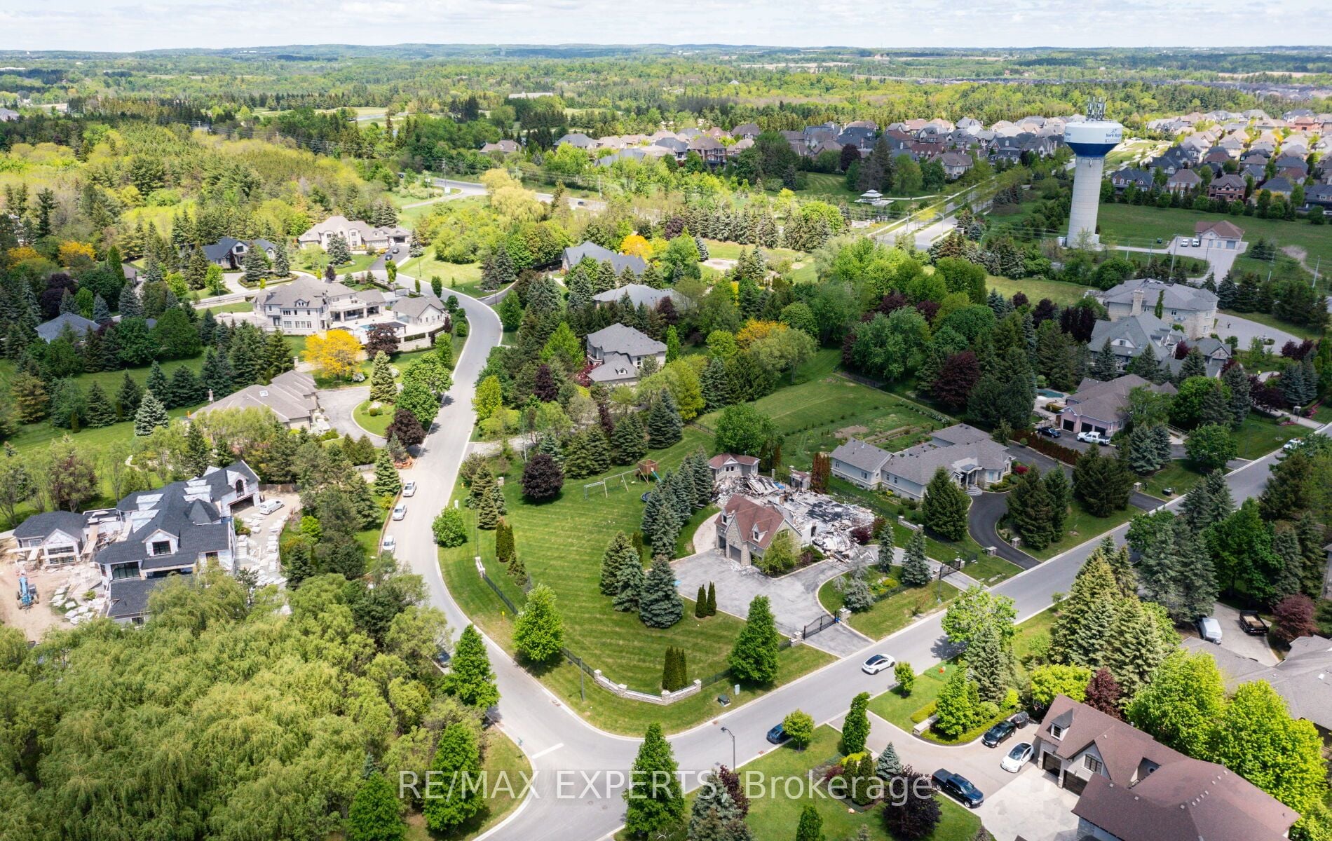 76 Forest Heights Boulevard, Vaughan, ON, L0J 1C0 photo 3