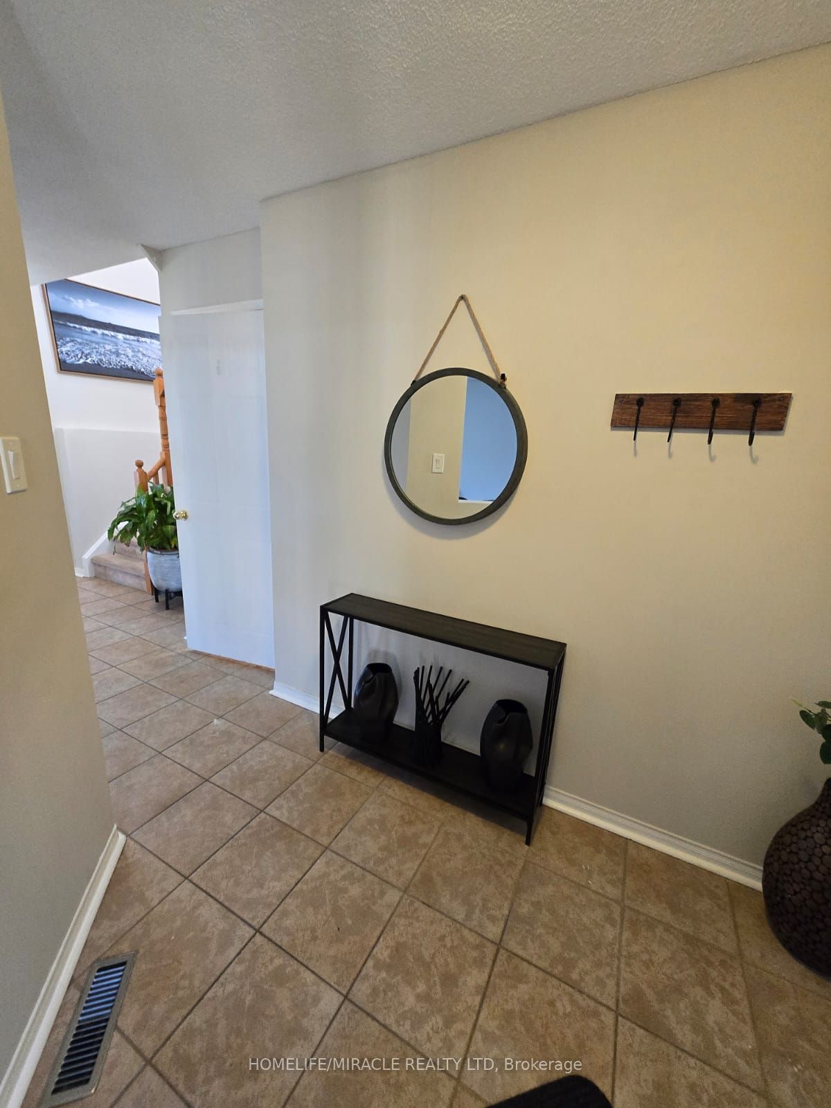 29 Nicholson Drive, Barrie, ON, L4N 8L7 photo 5