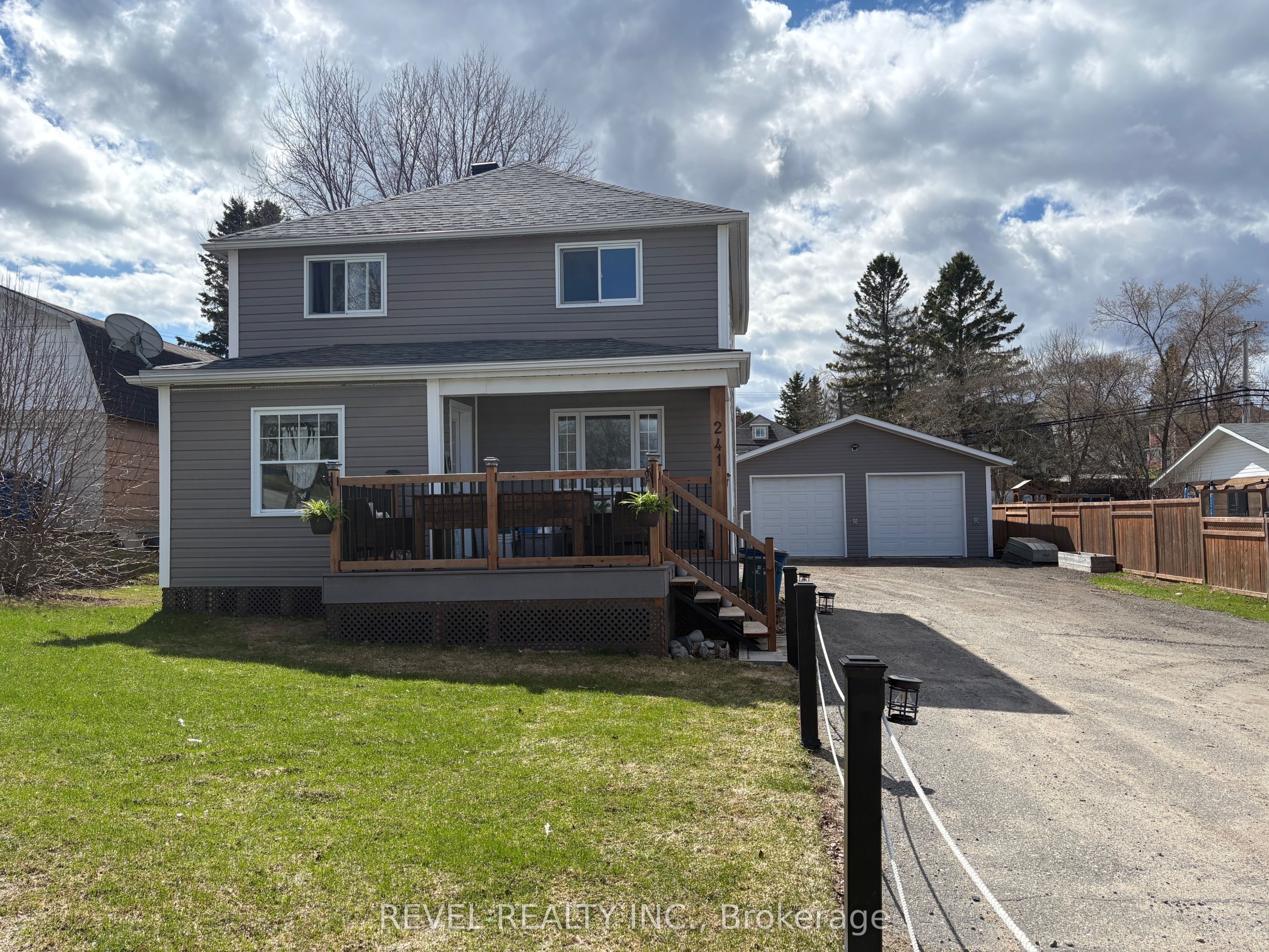 241 Sixth Avenue, Cochrane, ON, P0L 1C0