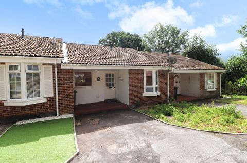 Ambleside, Botley SO30