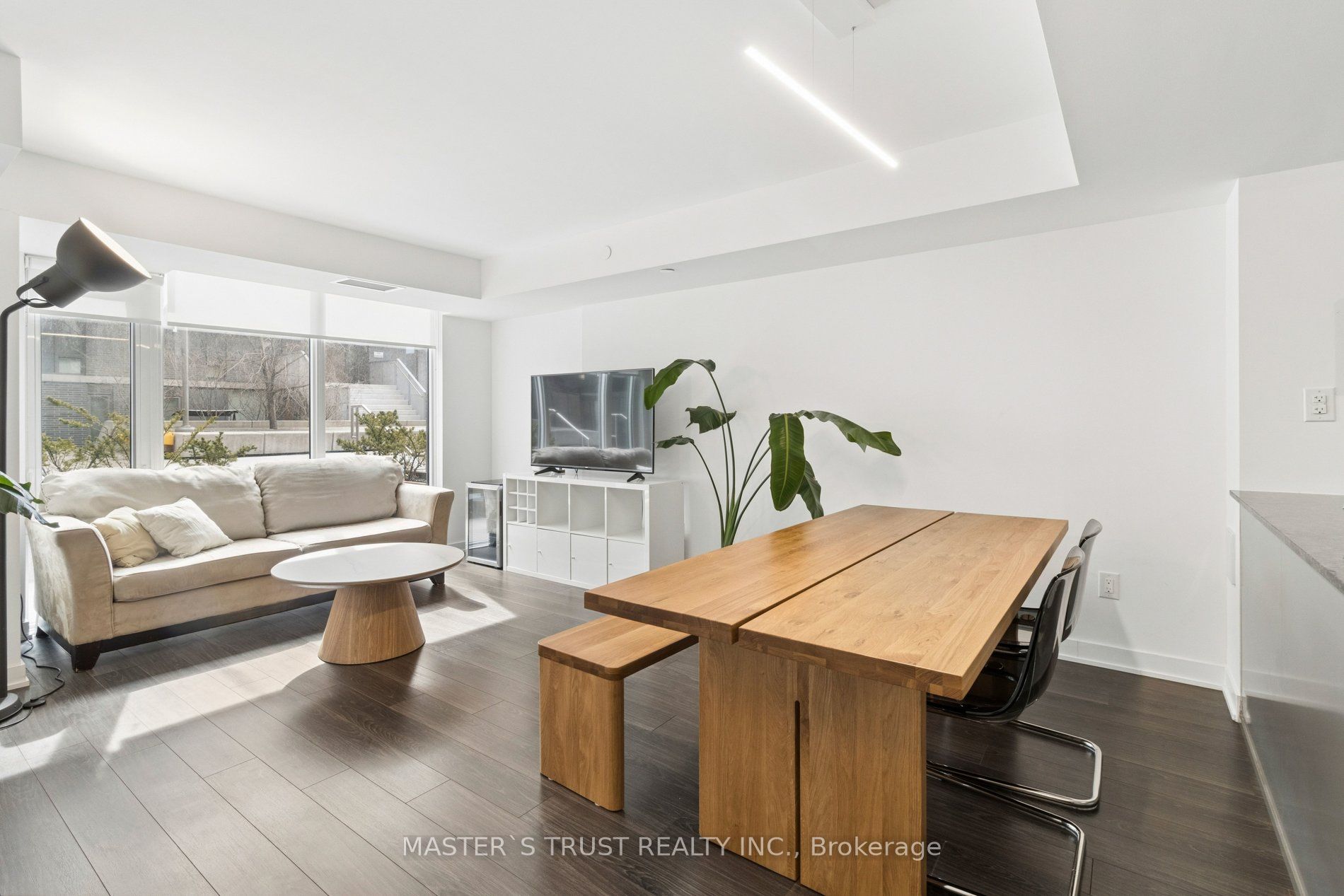 TH109-160 Flemington Road E, Toronto, ON, M6A 0A9 photo 5