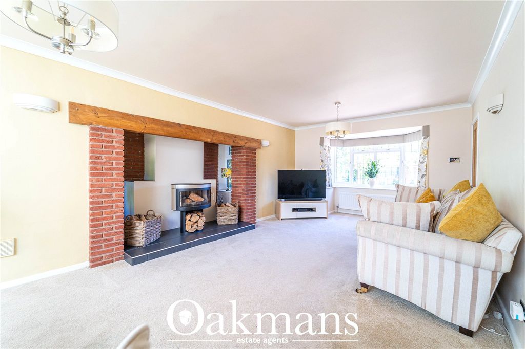 Additional image 4 of 5 bed detached house for saleDagtail Lane, Redditch, Worcestershire B97