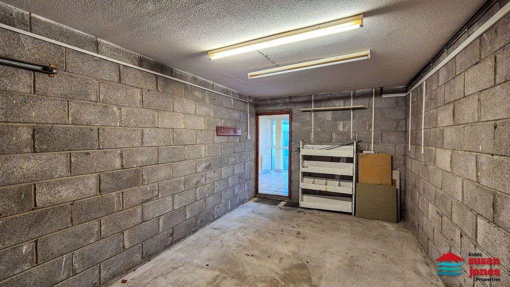 Additional image 25 of 3 bed terraced house for saleSouth Beach, Pwllheli LL53