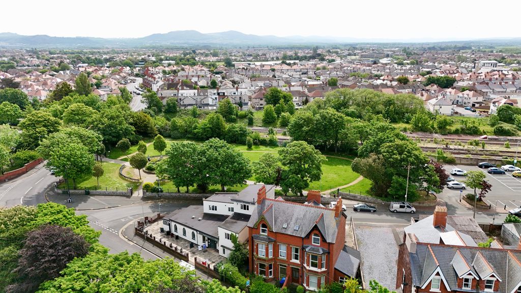 Additional image 3 of 5 bed town house for sale52 Brighton Road, Rhyl LL18