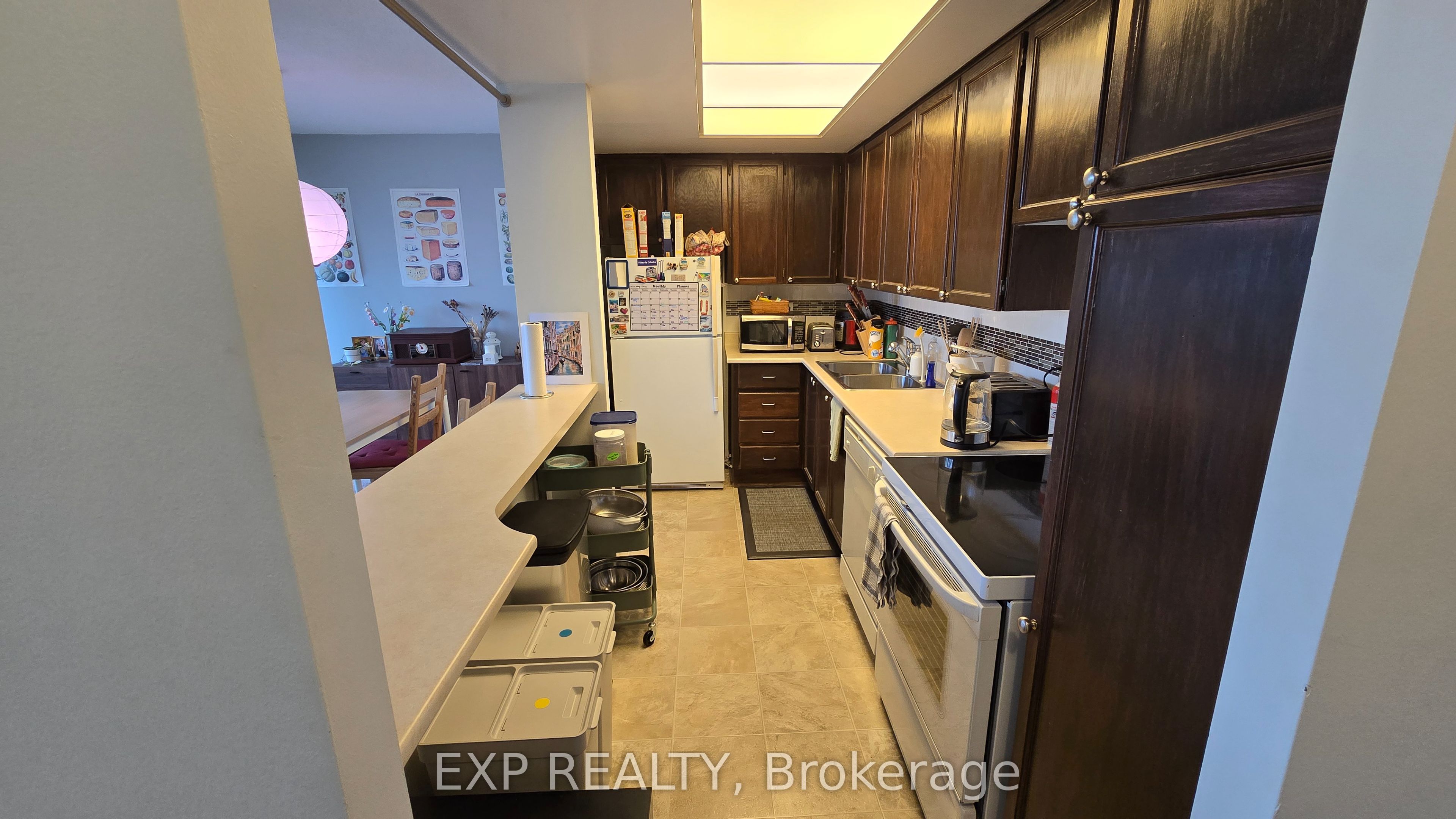 Additional image 6 of 1105-530 Laurier Avenue W, Ottawa, ON, K1R 7T1
