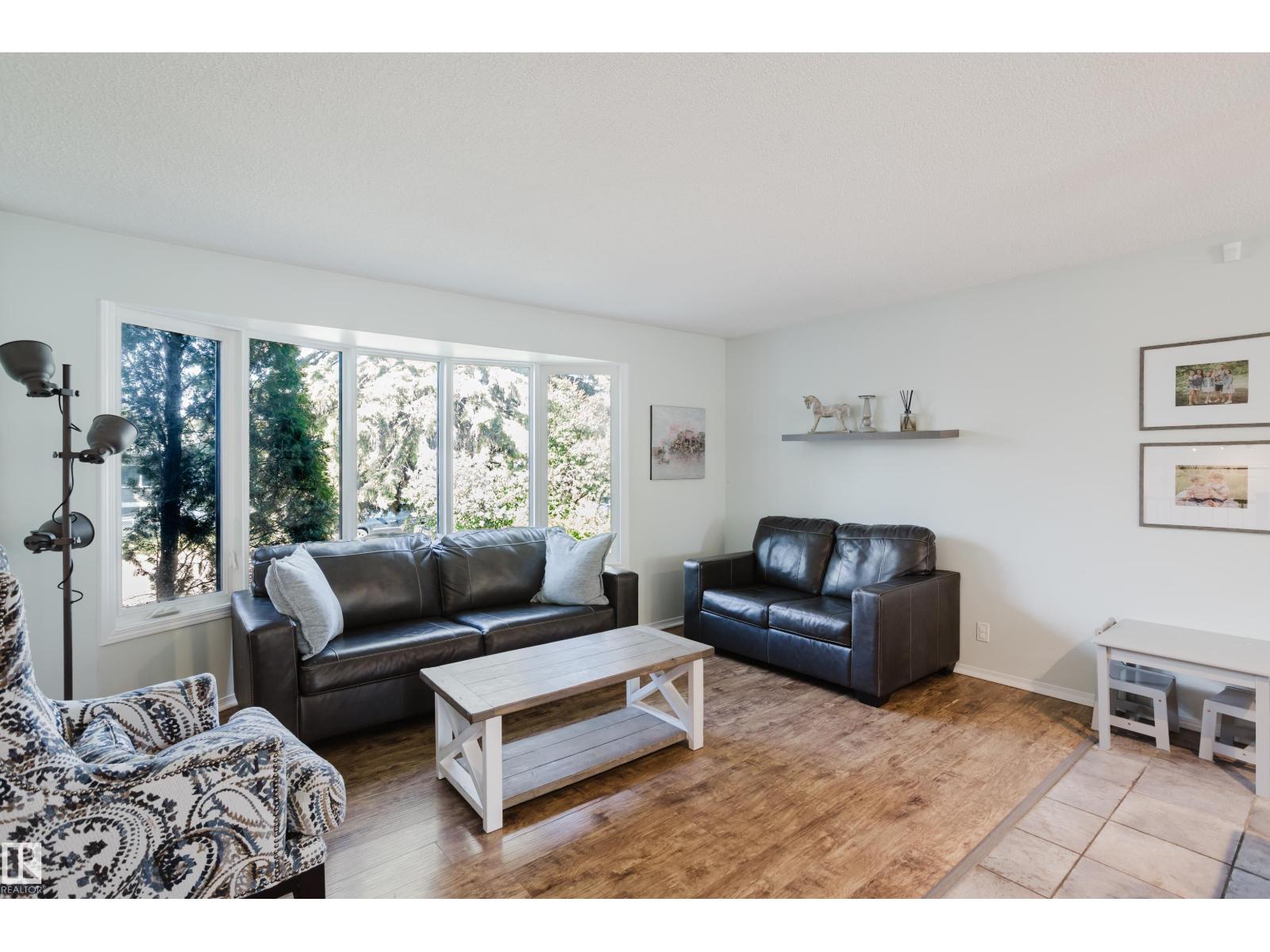 33 Mill Drive, St. Albert, AB, T8N1J5 photo 4