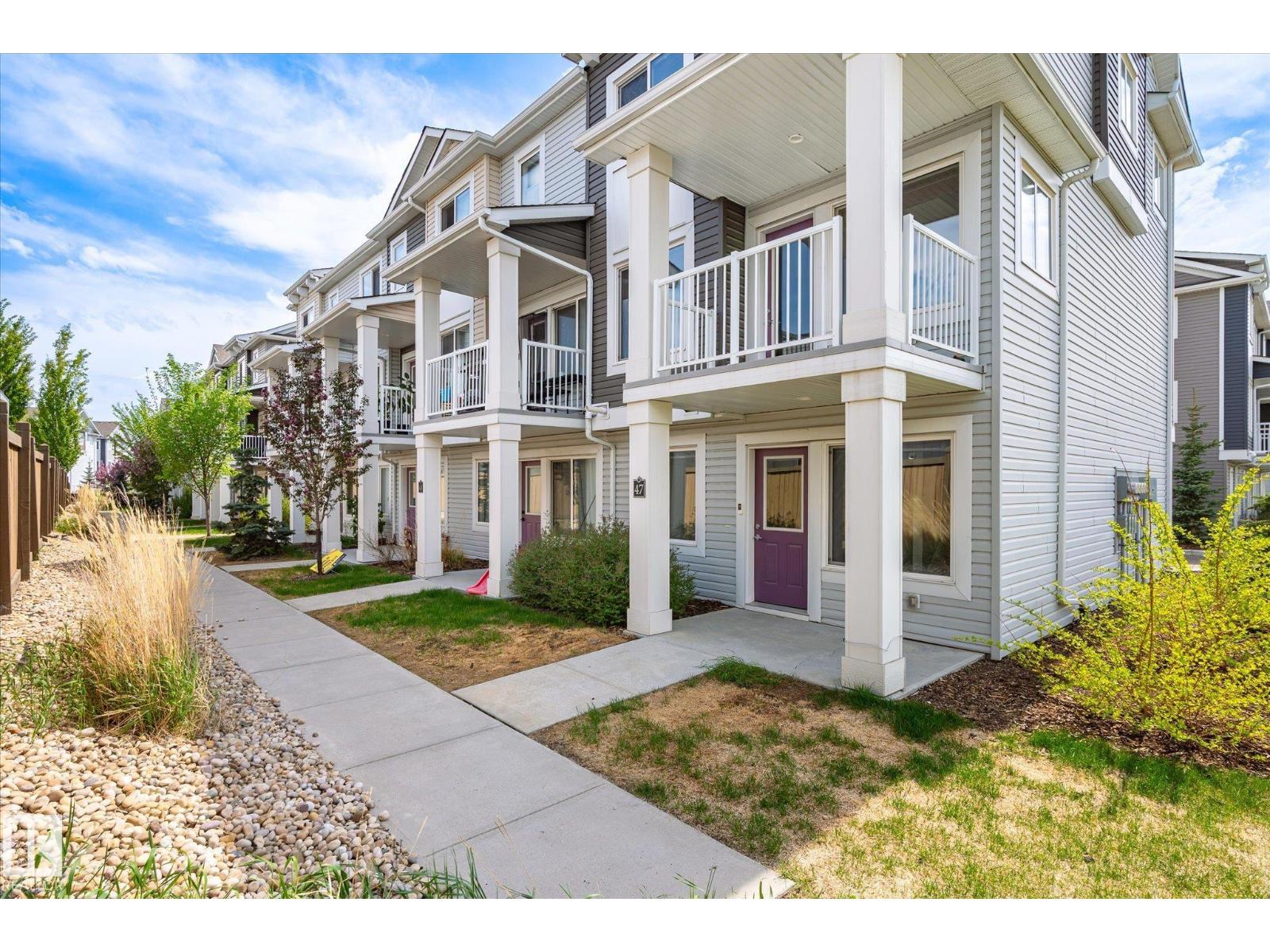 47-330 Bulyea Road NW, Edmonton, AB, T6R0W8