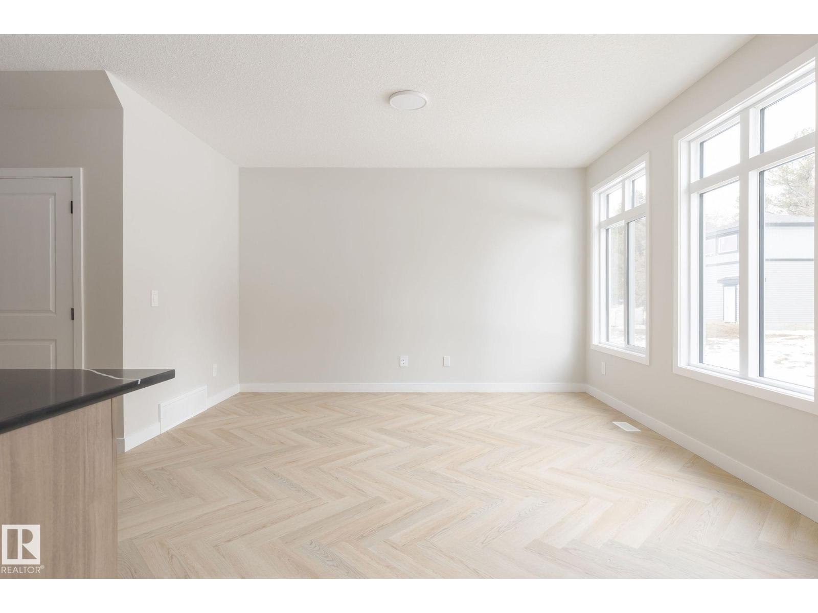 2210 Crossbill Link NW, Edmonton, AB, T5S0W3 photo 5
