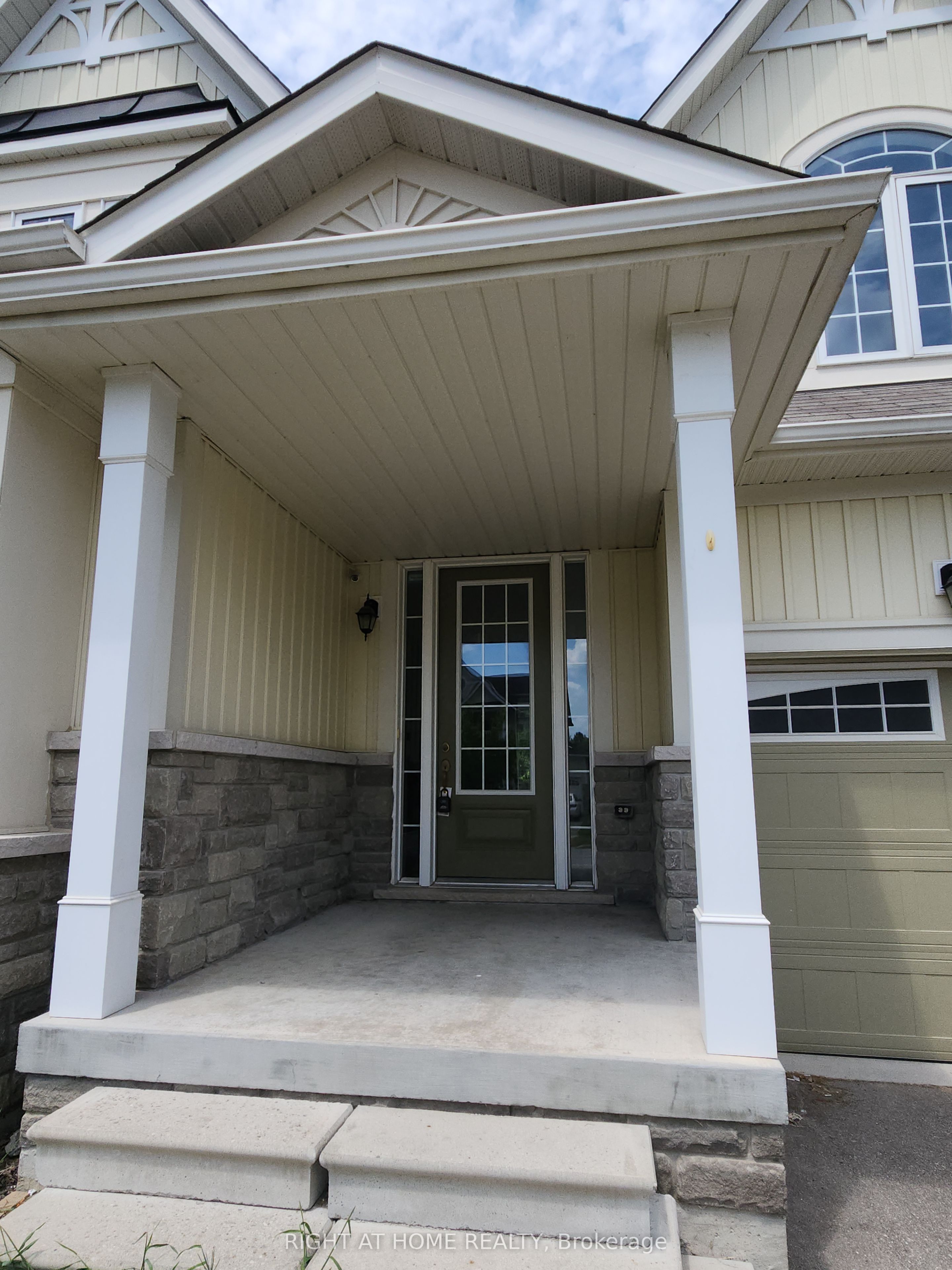 10 Collier Crescent, Essa, ON, L0M 1B5 photo 2