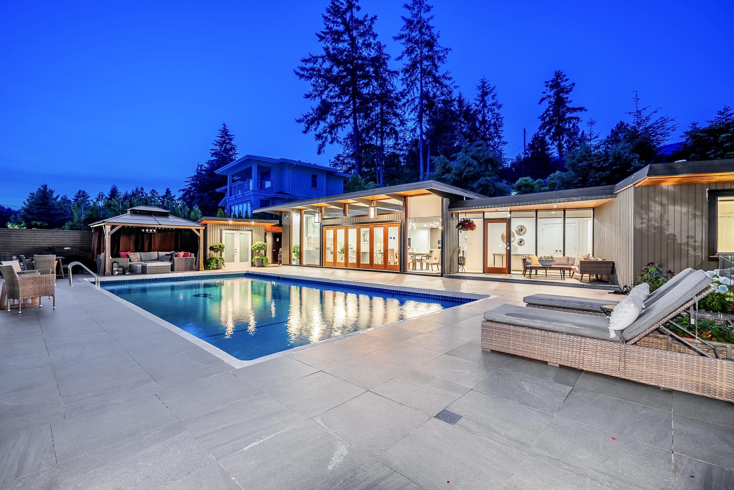 4125 Burkehill Place, West Vancouver, BC, V7V 3M8