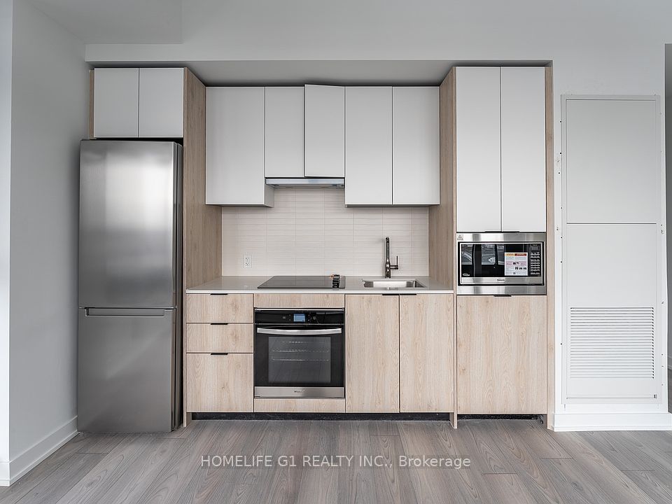 1028-1007 The Queensway Drive, Toronto, ON, M8Z 6C7