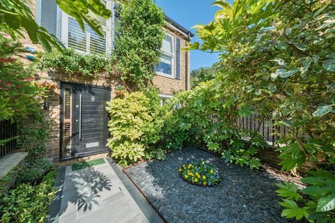 Wynter Street, Battersea, London SW11
