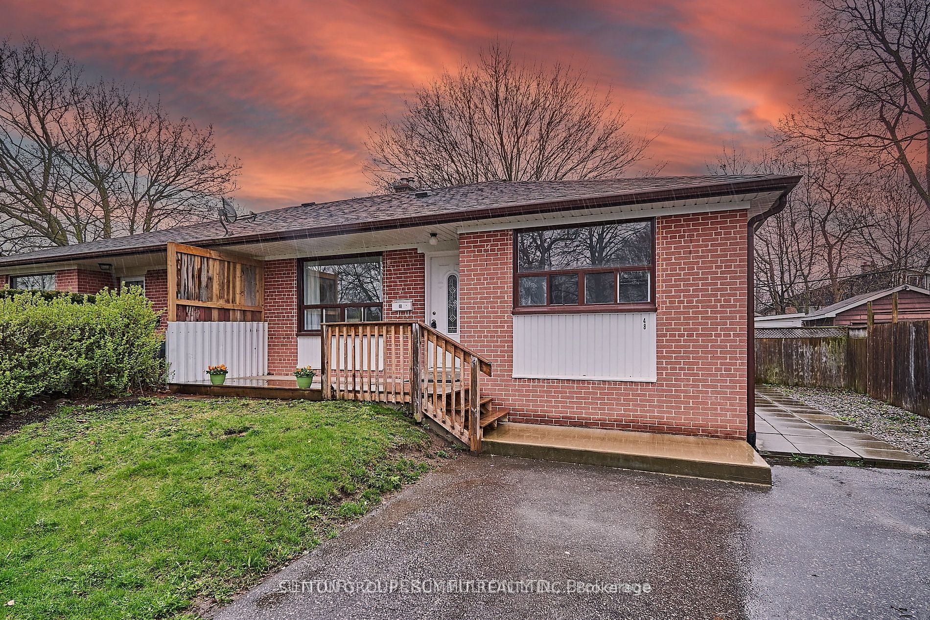 Main-48 Tulloch Drive, Ajax, ON, L1S 2S1