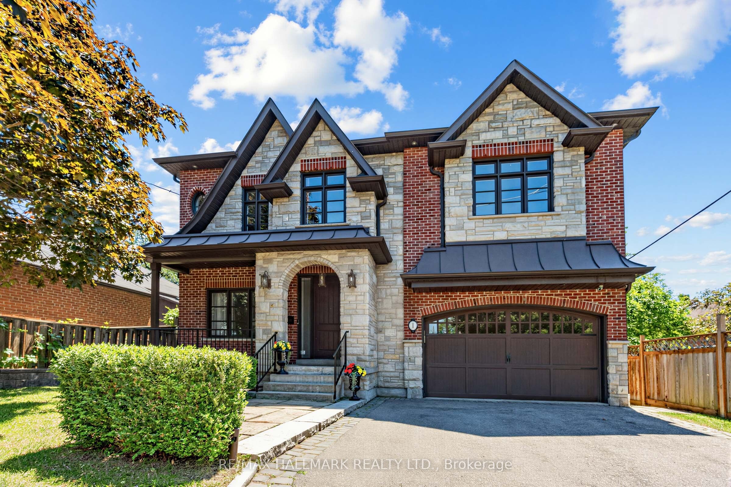 Additional image 2 of 1 Dustan Crescent, Toronto, ON, M4J 4G4