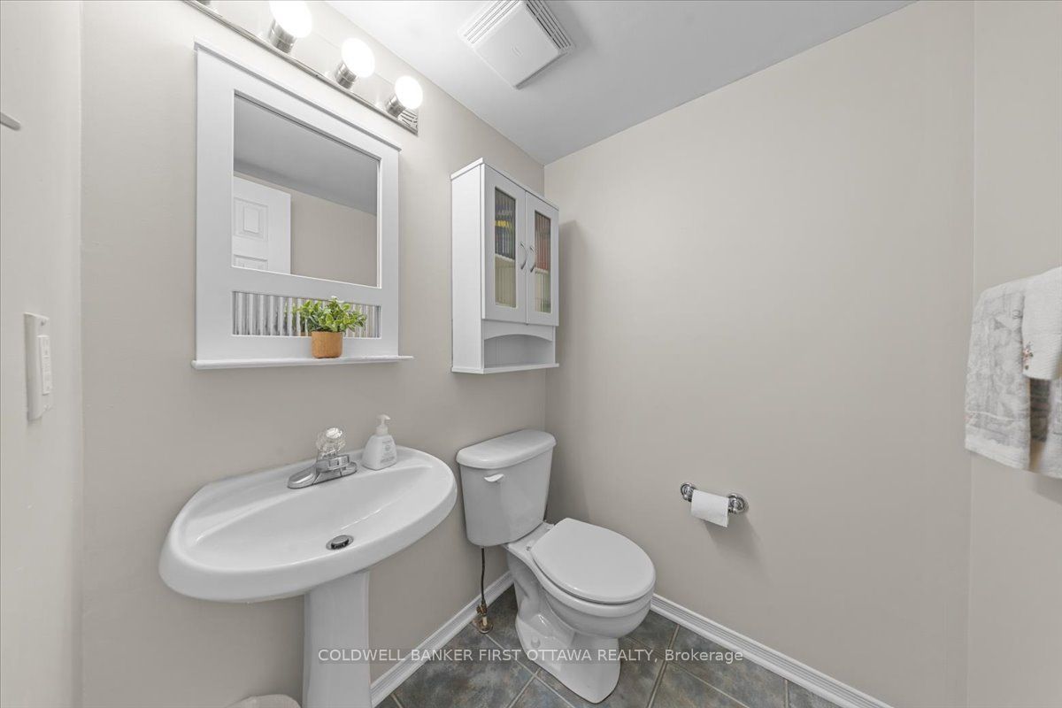 Additional image 4 of 29 Heartleaf Private, Ottawa, ON, K1T 3Z9