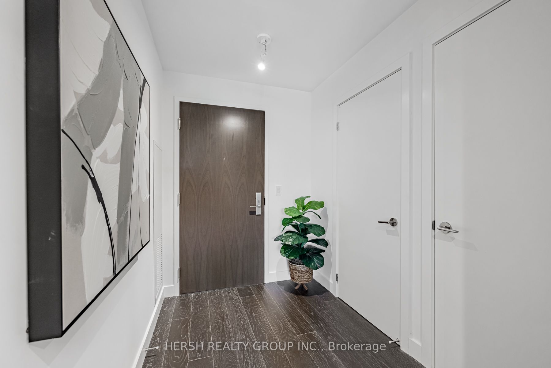 310-160 Kingsway Crescent, Toronto, ON, M8X 2S4