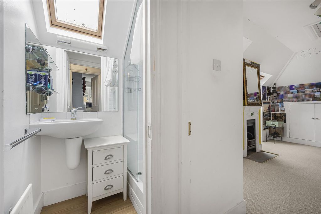 Additional image 27 of 5 bed semi-detached house for saleAlexandra Road, Reading RG1
