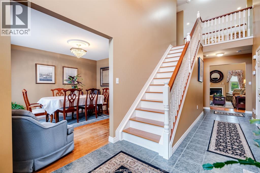 1239 Radcliff , Windsor, ON, N8P1P2 photo 2