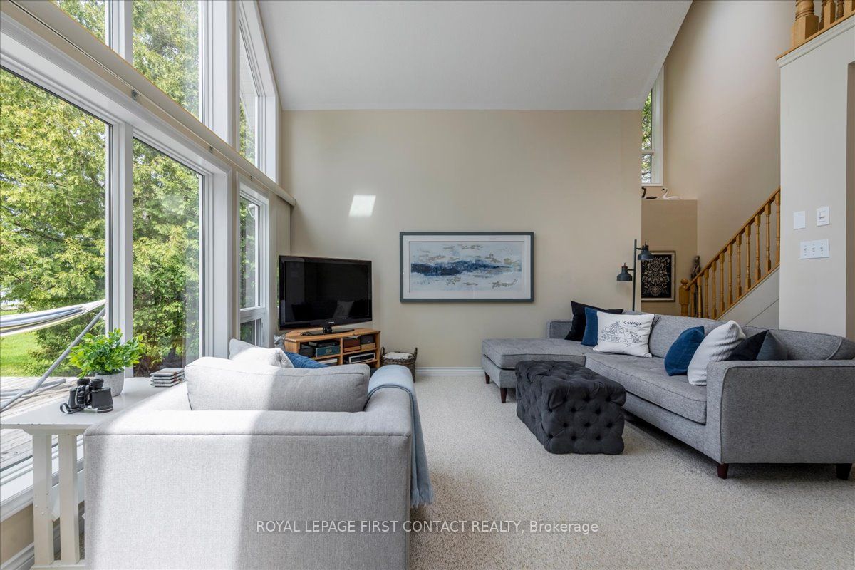 10 Buttercup Lane, Springwater, ON, L0L 1P0 photo 5