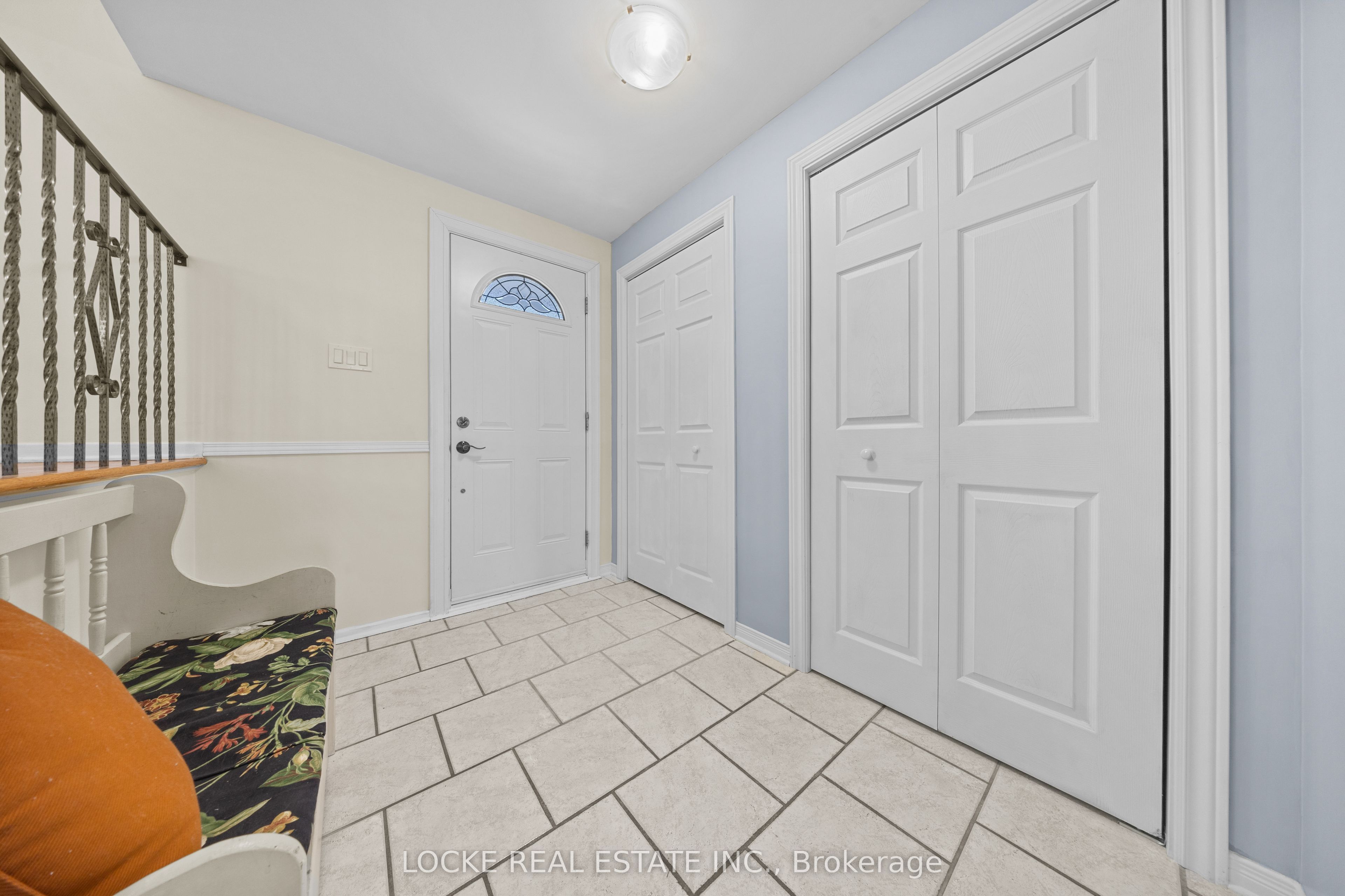 Additional image 3 of 33 Eastpark Drive, Ottawa, ON, K1B 3Z6